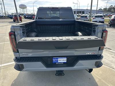 Used 2024 GMC Sierra 2500 - photo 1