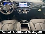 Used 2026 Chrysler Pacifica Select Minivan for sale #626003 - photo 15