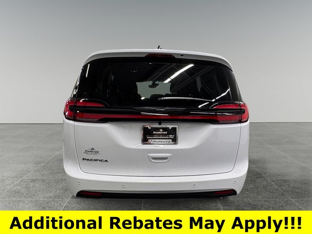 Used 2026 Chrysler Pacifica - photo 24