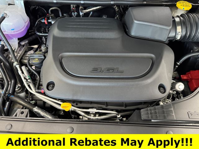 Used 2026 Chrysler Pacifica - photo 9