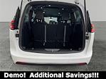 Used 2026 Chrysler Pacifica Select Minivan for sale #626048 - photo 12