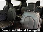 Used 2026 Chrysler Pacifica Select Minivan for sale #626048 - photo 20
