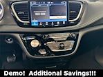 Used 2026 Chrysler Pacifica Select Minivan for sale #626048 - photo 5