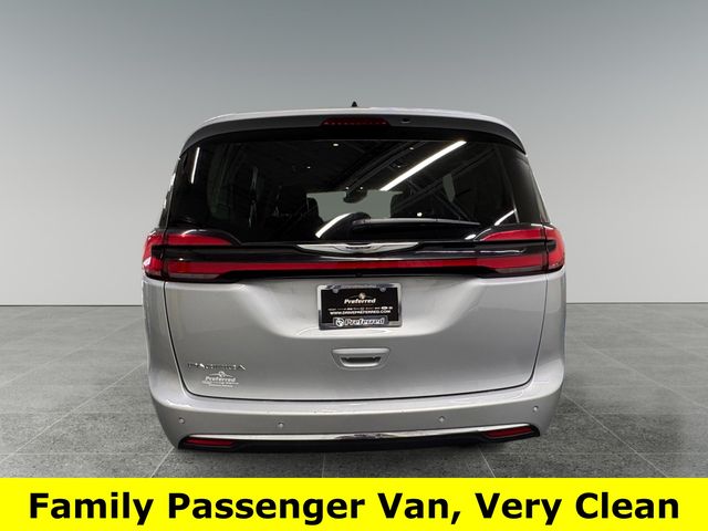 Used 2024 Chrysler Pacifica - photo 24