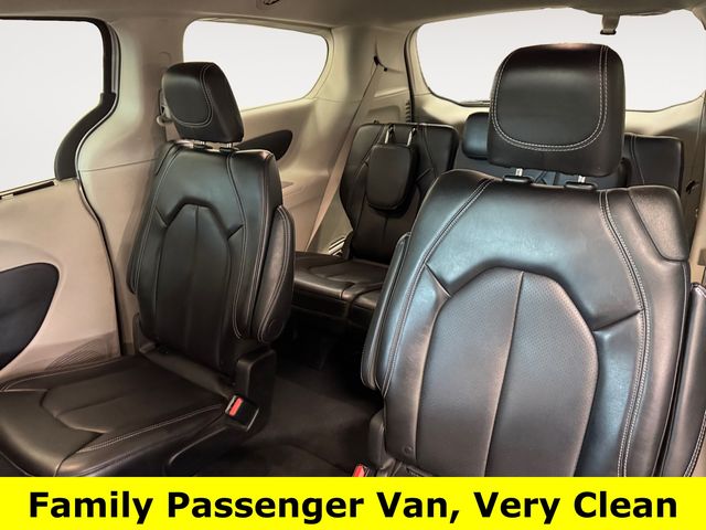 Used 2024 Chrysler Pacifica - photo 9