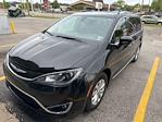 2018 Chrysler Pacifica FWD Minivan for sale #C625075A - photo 1