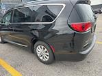 2018 Chrysler Pacifica FWD Minivan for sale #C625075A - photo 2