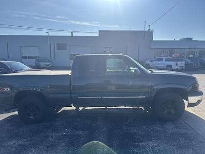 Used 2004 Chevrolet Silverado 1500 Z71 Extended Cab for sale #C625246B - photo 2