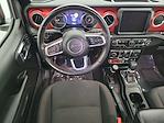 2022 Jeep Gladiator Crew Cab 4x4 Pickup for sale #50492A - photo 10
