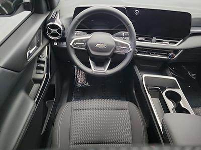 Used 2025 Chevrolet Equinox - photo 1