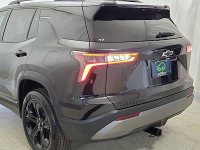 Used 2025 Chevrolet Equinox - photo 1