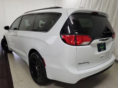 Used 2020 Chrysler Pacifica Touring L Minivan for sale #60129A - photo 2