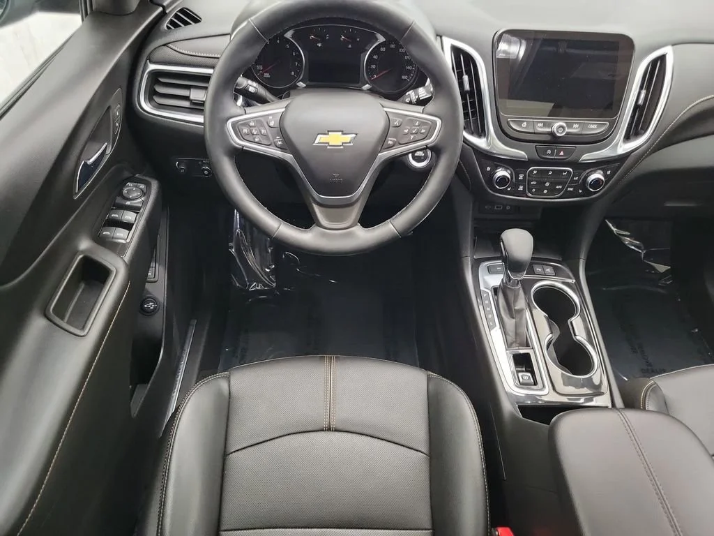 Used 2023 Chevrolet Equinox - photo 14