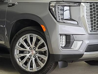 Used 2021 GMC Yukon - photo 2