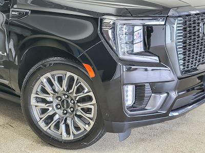 Used 2023 GMC Yukon - photo 1