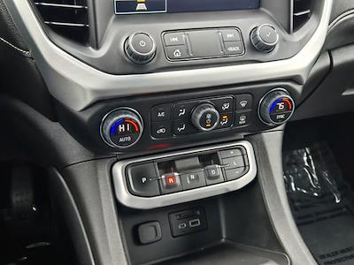 Used 2023 GMC Acadia - photo 1