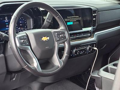 Used 2022 Chevrolet Silverado 1500 - photo 1