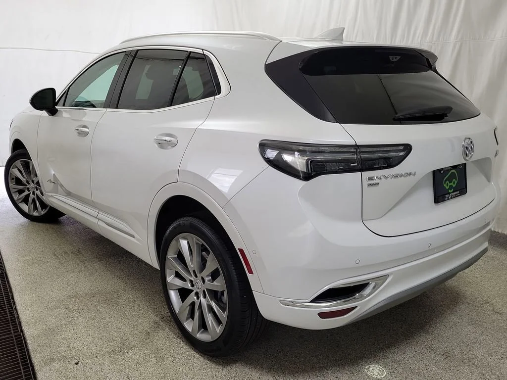 Used 2023 Buick Envision - photo 8