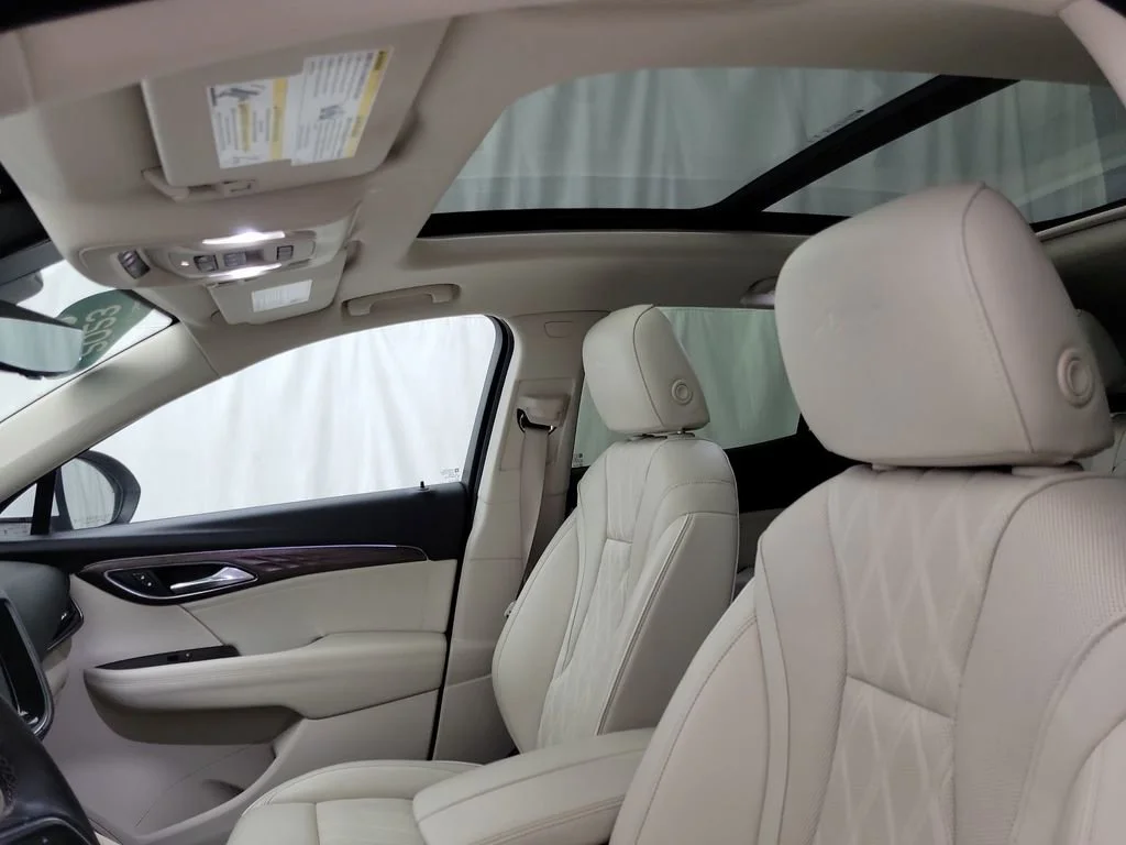 Used 2023 Buick Envision - photo 10