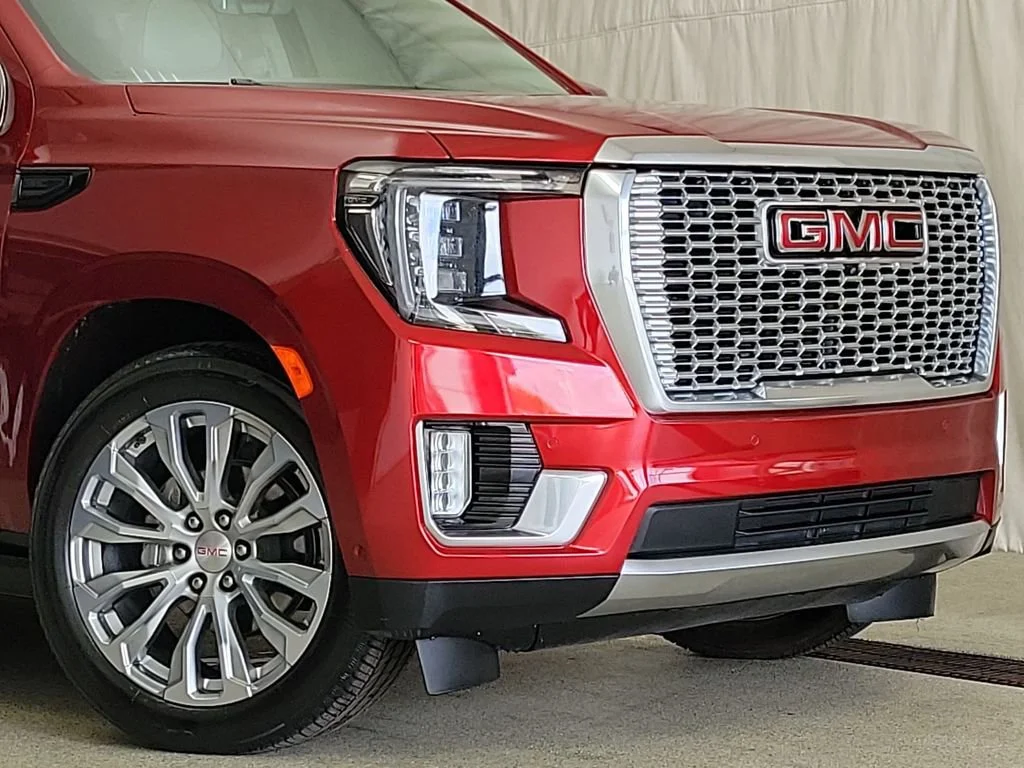 Used 2024 GMC Yukon - photo 5