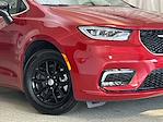 2025 Chrysler Pacifica FWD Minivan for sale #P7527 - photo 3