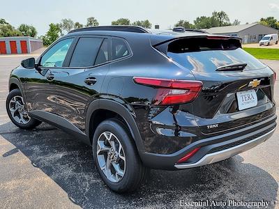 2025 Chevrolet Trax FWD SUV for sale #T50464 - photo 2