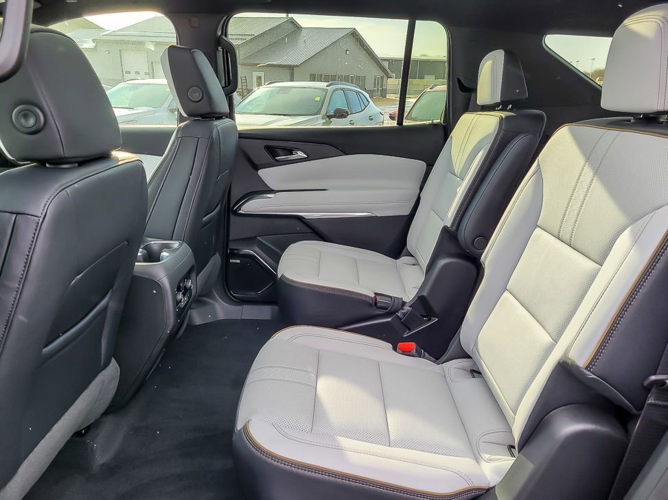 New 2026 Chevrolet Traverse - photo 13