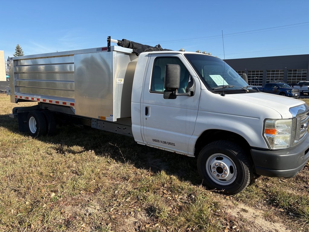 Used 2011 Ford E-450 - photo 10