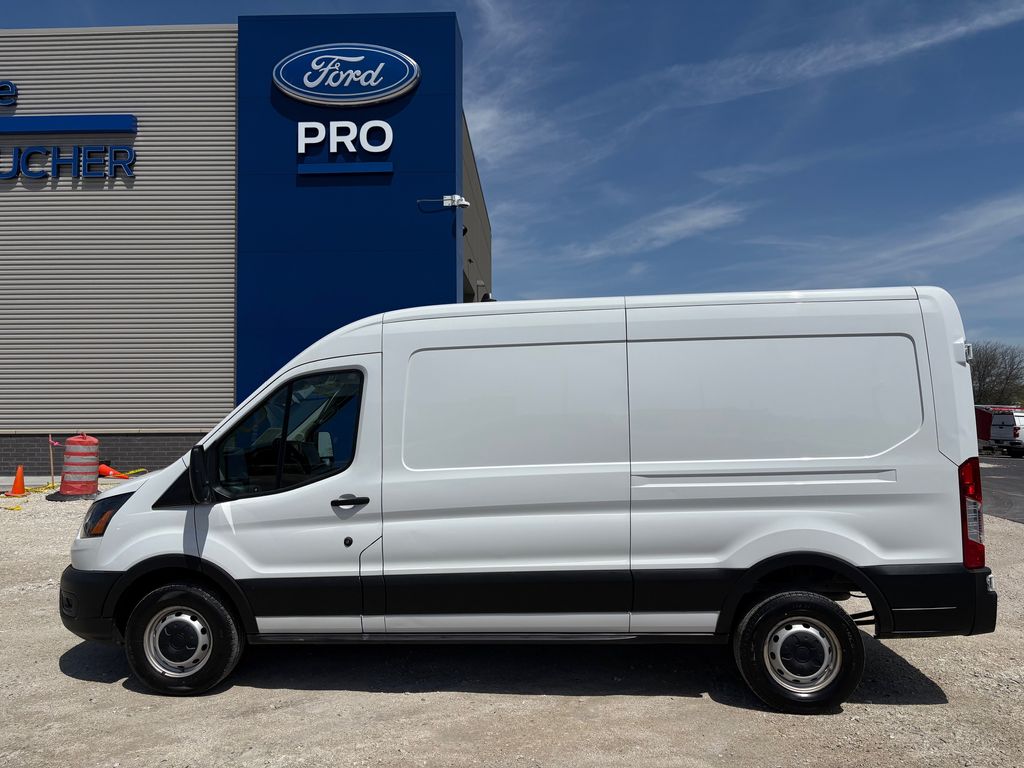 Used 2023 Ford Transit 250 - photo 5