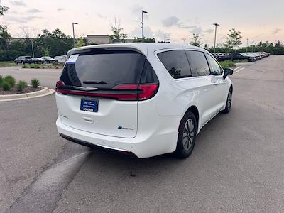 2023 Chrysler Pacifica FWD Minivan for sale #PG8397 - photo 2