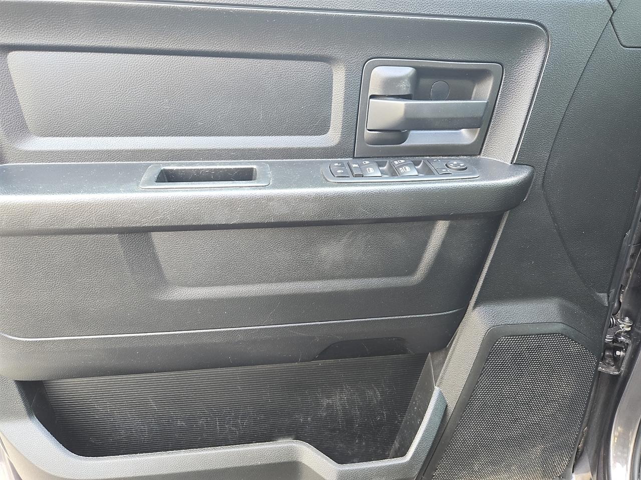 Used 2020 Ram 1500 - photo 14