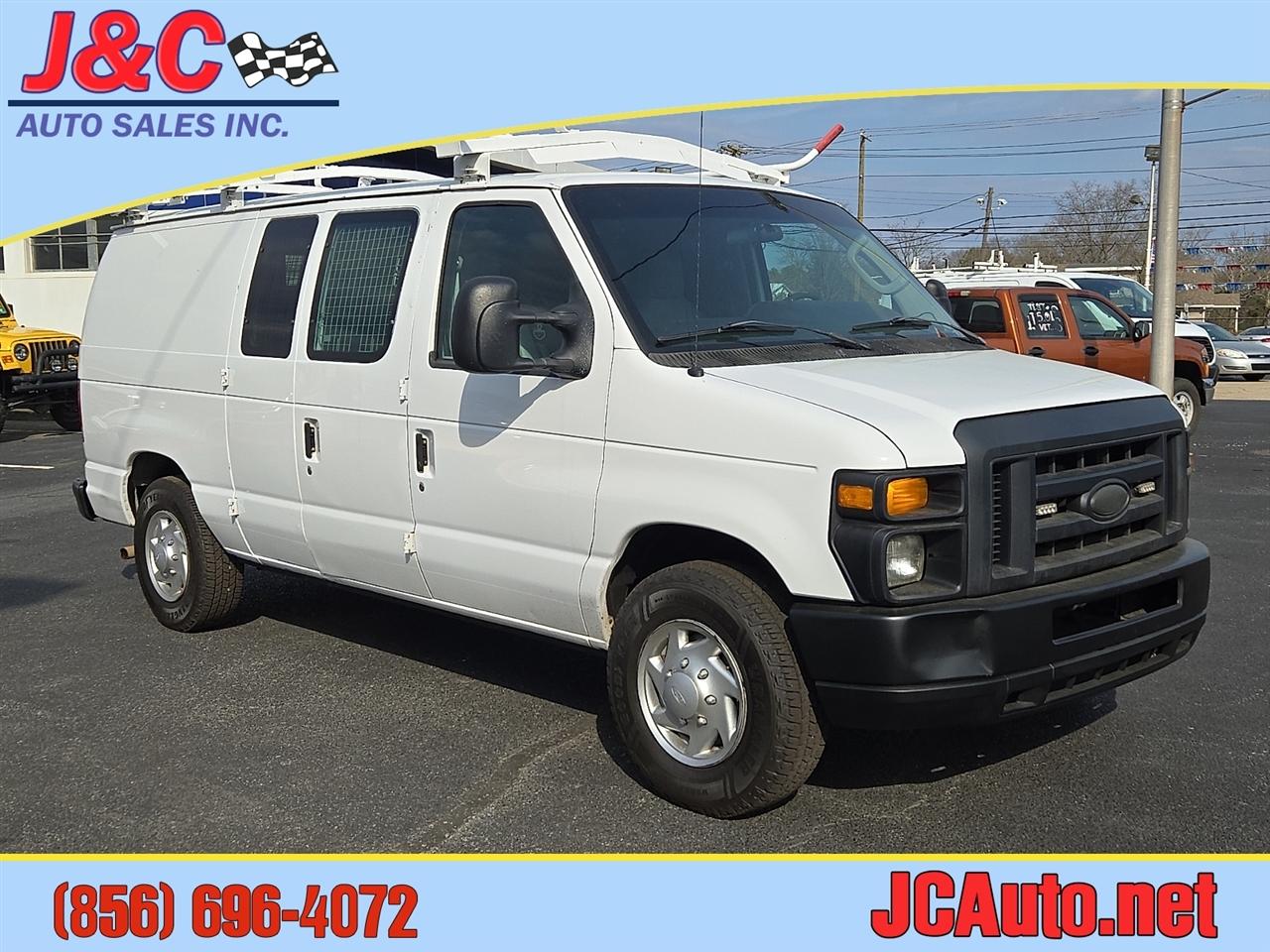 Used 2014 Ford E-150 - photo 1
