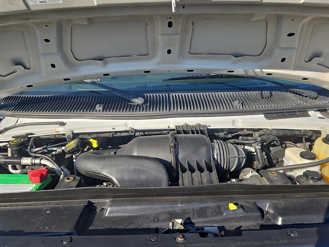Used 2014 Ford E-150 - photo 27