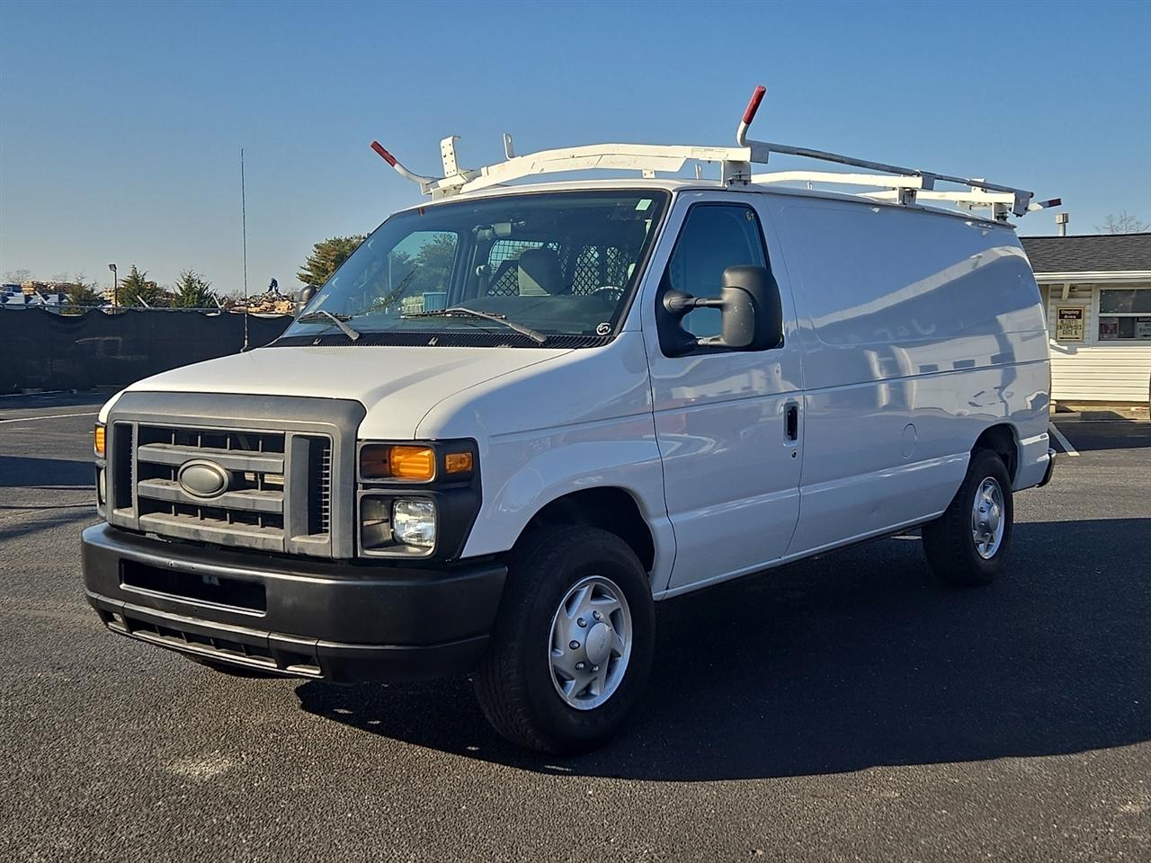 Used 2014 Ford E-150 - photo 6
