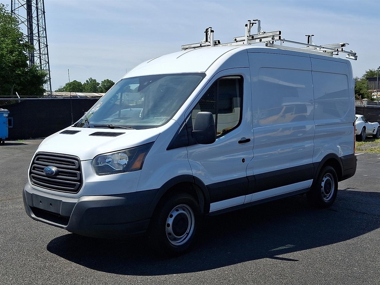 Used 2018 Ford Transit 150 - photo 2