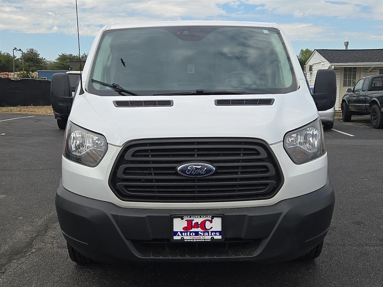 Used 2017 Ford Transit 150 - photo 5