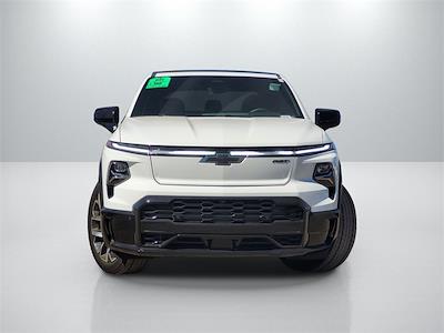 2025 Chevrolet Silverado EV Crew Cab AWD Pickup for sale #RG406499A - photo 2