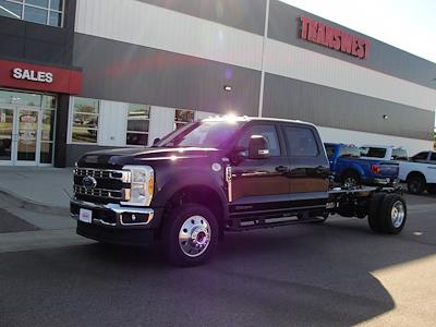 2026 Ford F-550 Crew Cab DRW 4x4 Cab Chassis for sale #94F1281 - photo 1