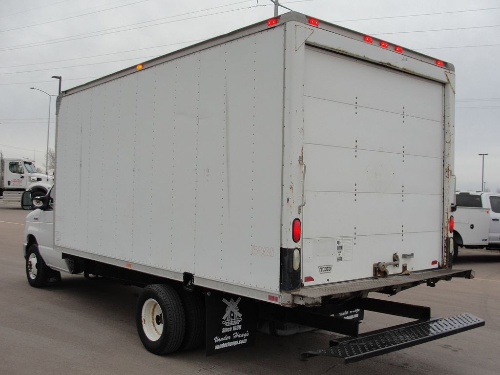 Used 2023 Ford E-450 - photo 2