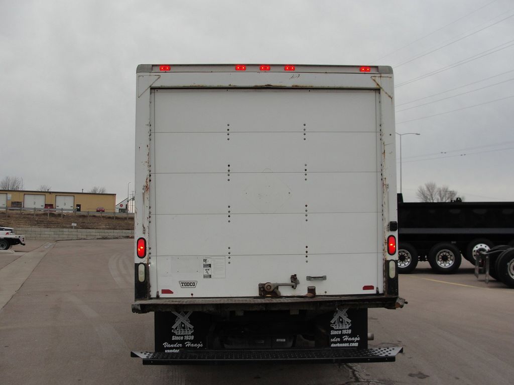 Used 2023 Ford E-450 - photo 6