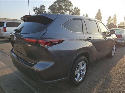 2024 Toyota Highlander AWD SUV for sale #2A535831 - photo 2