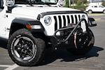 2021 Jeep Gladiator Crew Cab 4WD Pickup for sale #2N180042A - photo 9