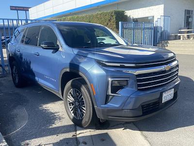 Used 2025 Chevrolet Traverse LT for sale #2N221961A - photo 1