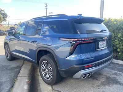 Used 2025 Chevrolet Traverse LT for sale #2N221961A - photo 2