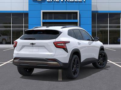 2025 Chevrolet Trax FWD SUV for sale #2N285286 - photo 2