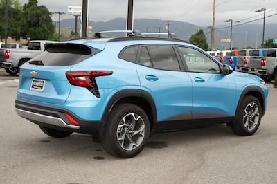 Used 2025 Chevrolet Trax LT for sale #D059802 - photo 2