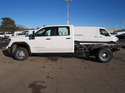 New 2026 GMC Sierra 3500 Crew Cab 60 CA Cab Chassis for sale #64022 - photo 2