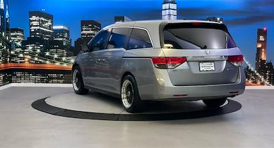 Used 2016 Honda Odyssey SE Minivan for sale #MU6GB045451 - photo 2