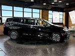 2024 Chrysler Pacifica FWD Minivan for sale #MURR156566 - photo 4