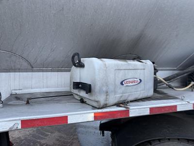 Used 2010 Ledwell Feed Trailer AL033027 for sale #AL033027 - photo 6